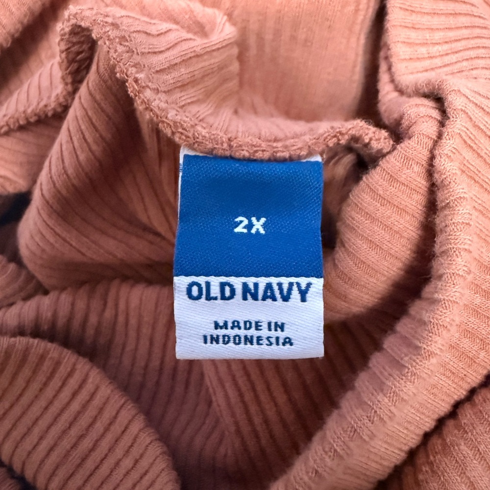 Rust Ribbed Turtleneck Sweater - Picture 2 of 3